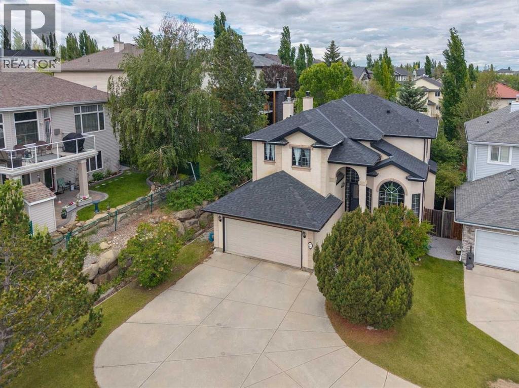 27 Valley Creek Bay NW