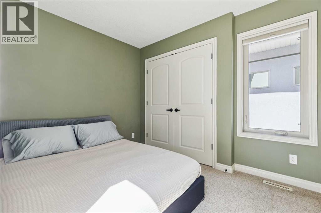 1723 31 Street SW — photo 35