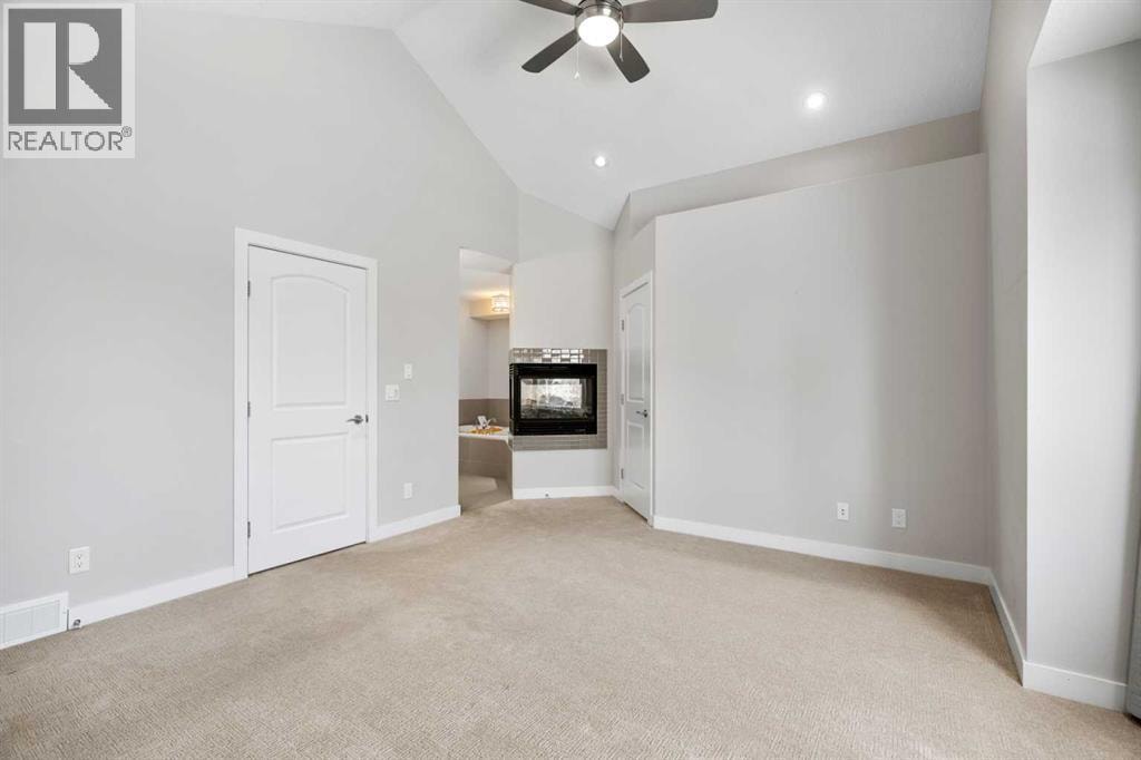 2427 22A Street NW — photo 23