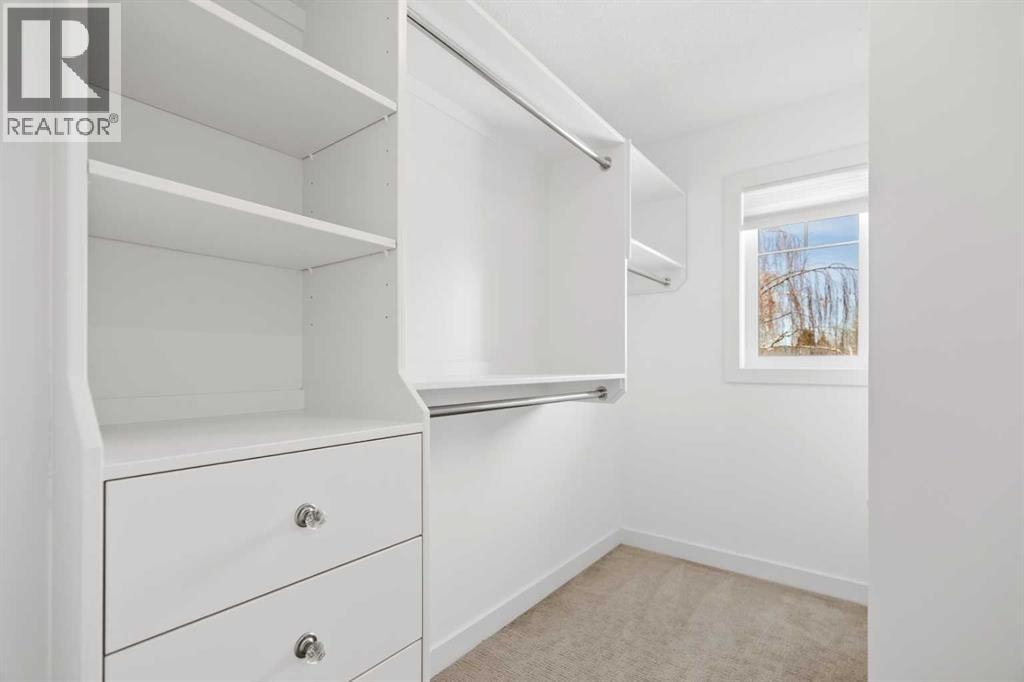 2427 22A Street NW — photo 31