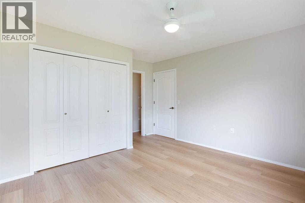 537 Epiphany Bay — photo 17