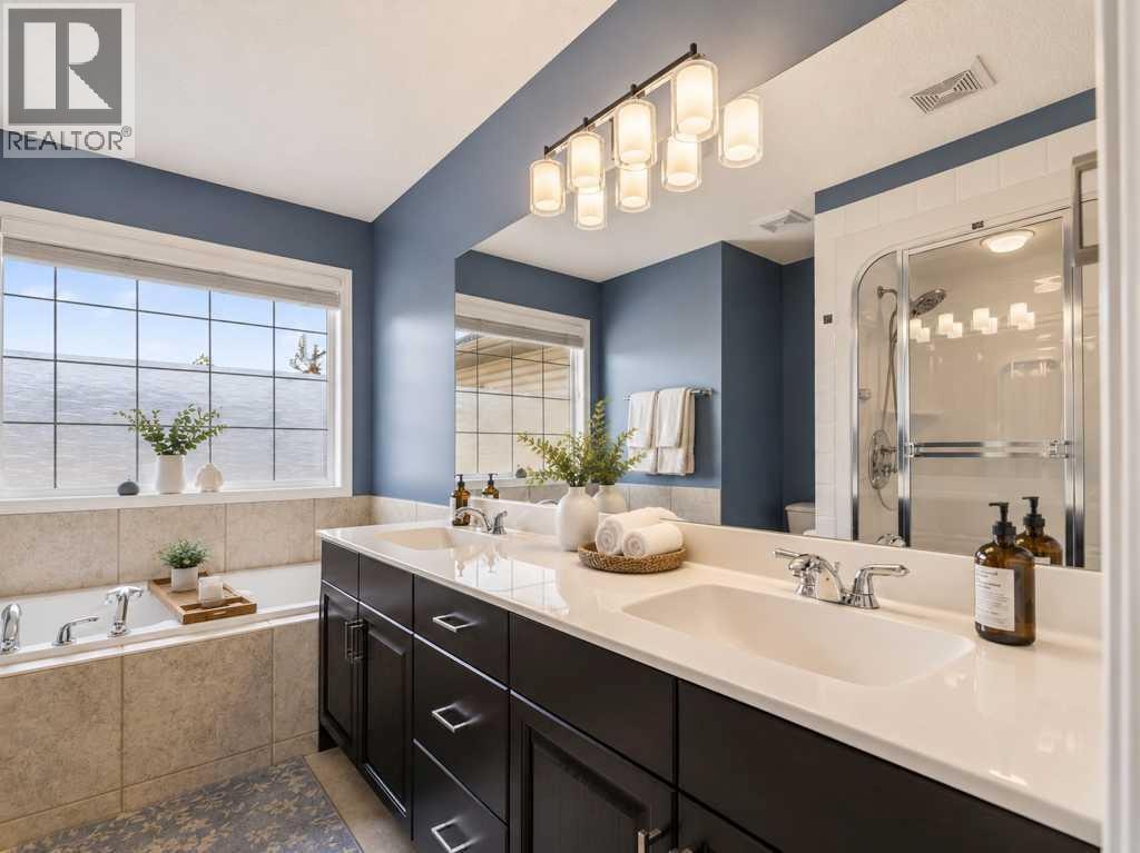 126 Tuscany Ravine Close NW — photo 32