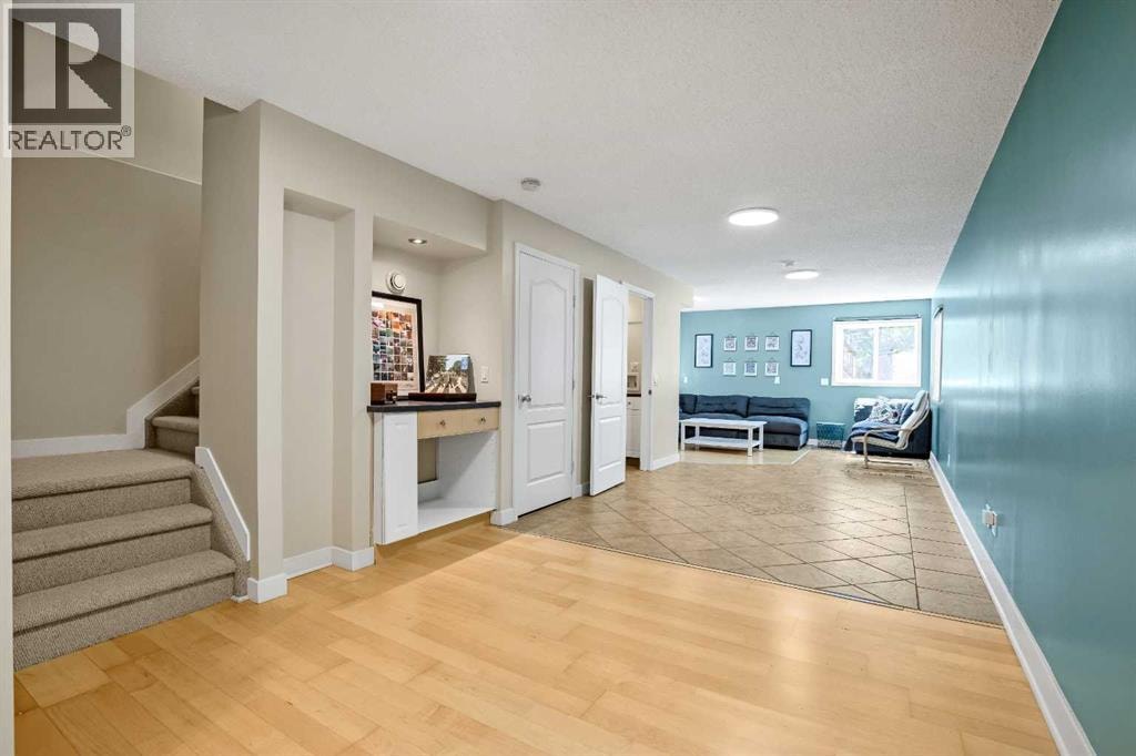 2705 11 Avenue SE — photo 22