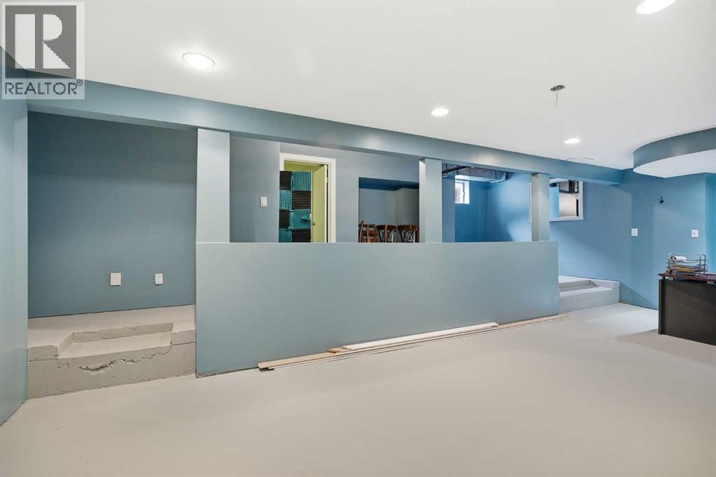2608 Deer side Drive SE — photo 32