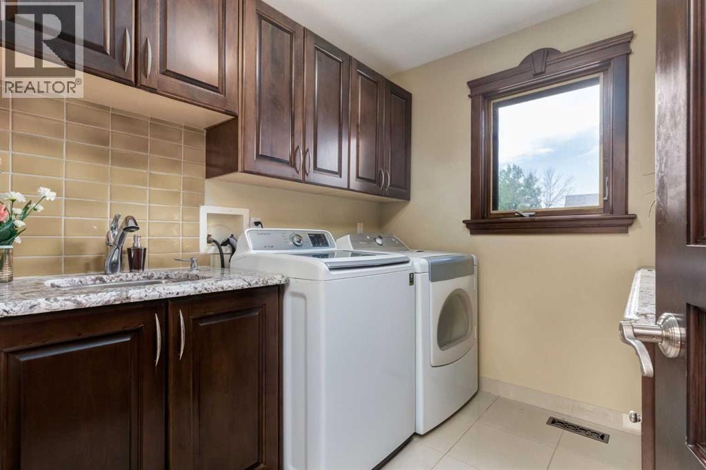 1840 Westmount Boulevard NW — photo 40