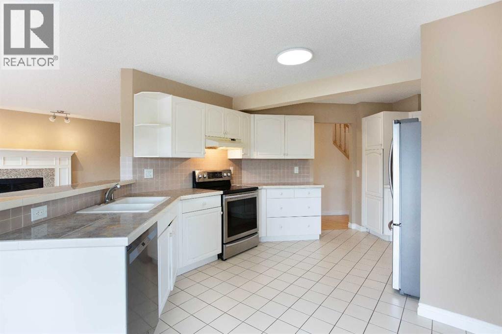 561 Woodbine Boulevard SW — photo 12