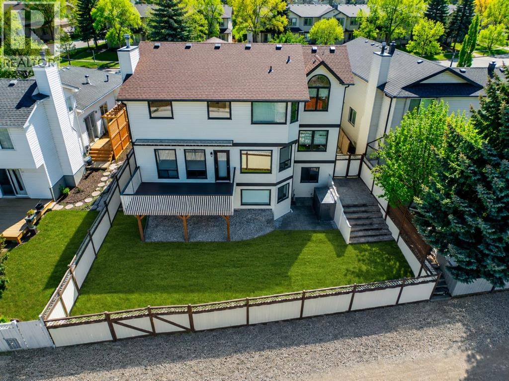 561 Woodbine Boulevard SW — photo 3