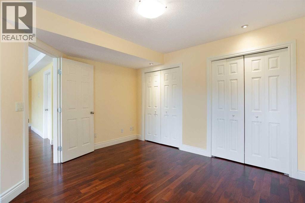 561 Woodbine Boulevard SW — photo 35