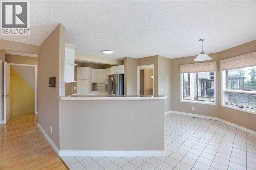 561 Woodbine Boulevard SW — photo 11