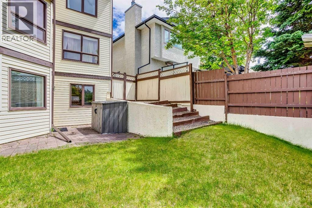 561 Woodbine Boulevard SW — photo 40