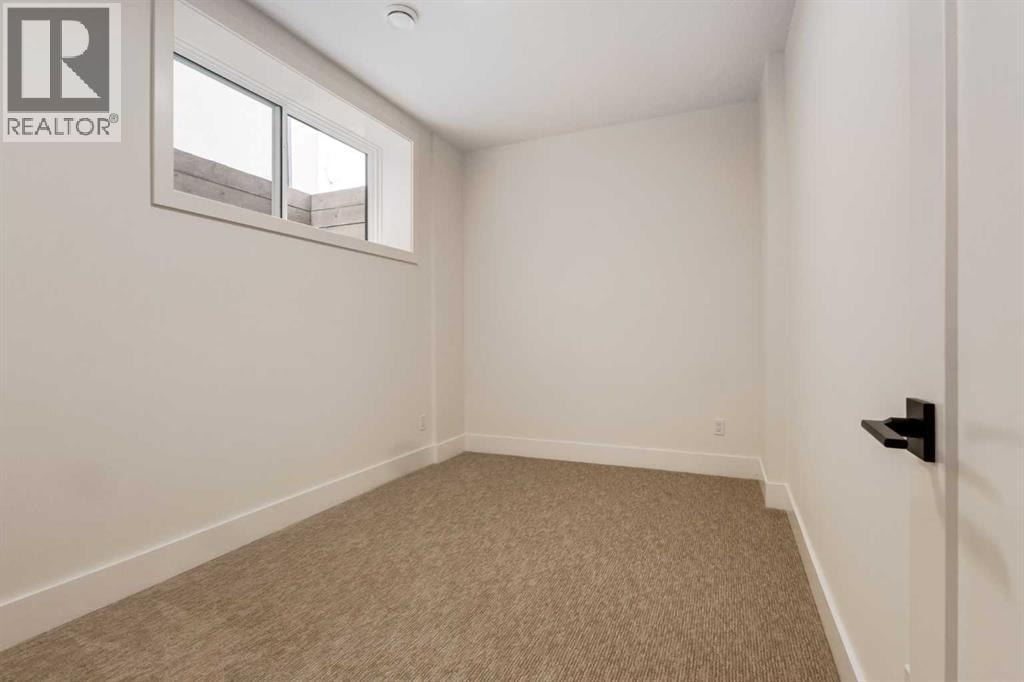 631 28 Avenue NW — photo 35