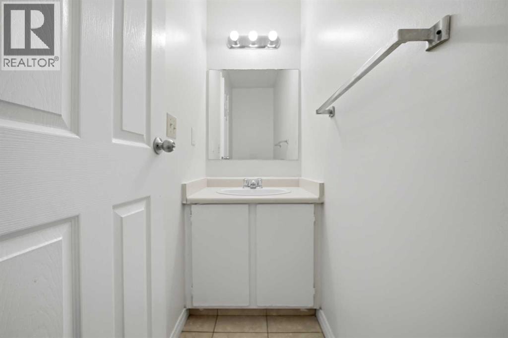 409 Georgian Villas NE — photo 32