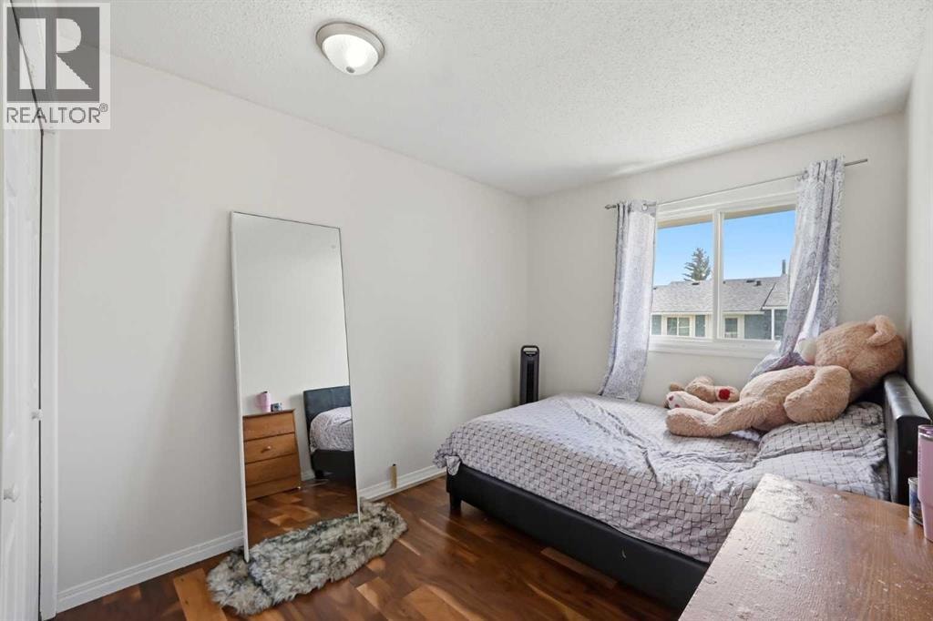 409 Georgian Villas NE — photo 23