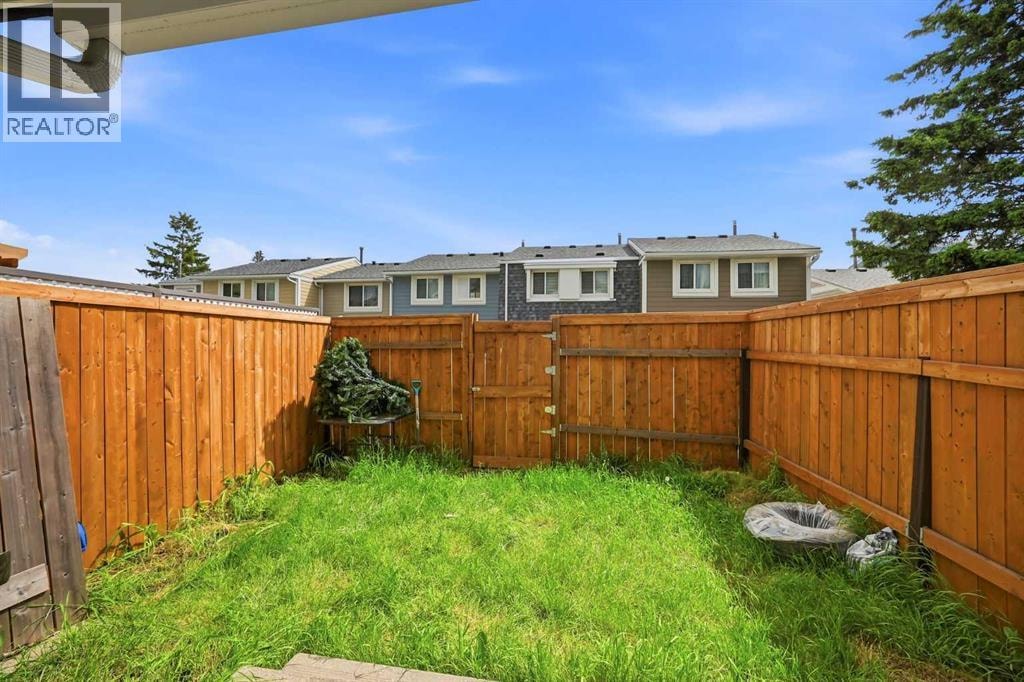 409 Georgian Villas NE — photo 33
