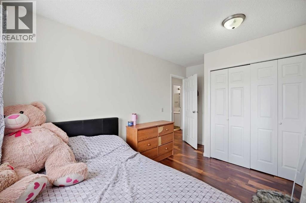 409 Georgian Villas NE — photo 24