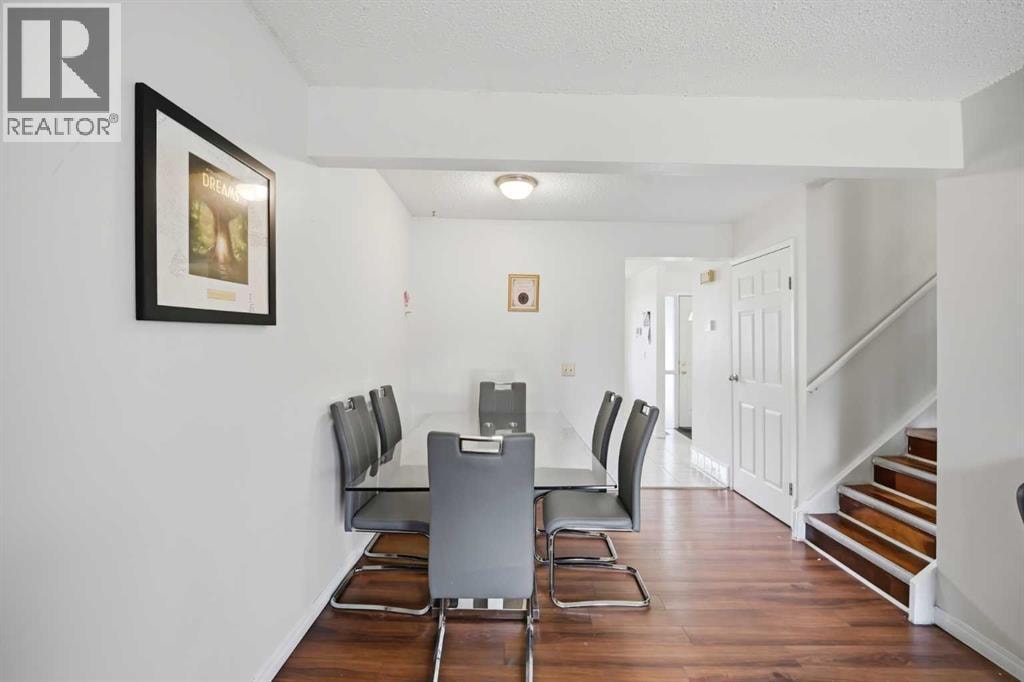 409 Georgian Villas NE — photo 12