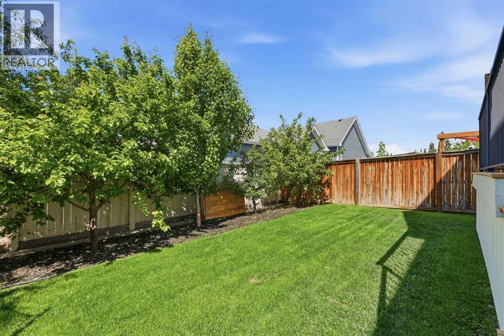 102 Drake Landing Heights — photo 42