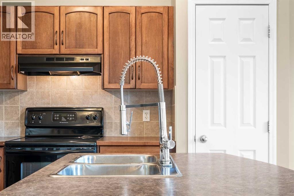 391 Cimarron Boulevard — photo 10