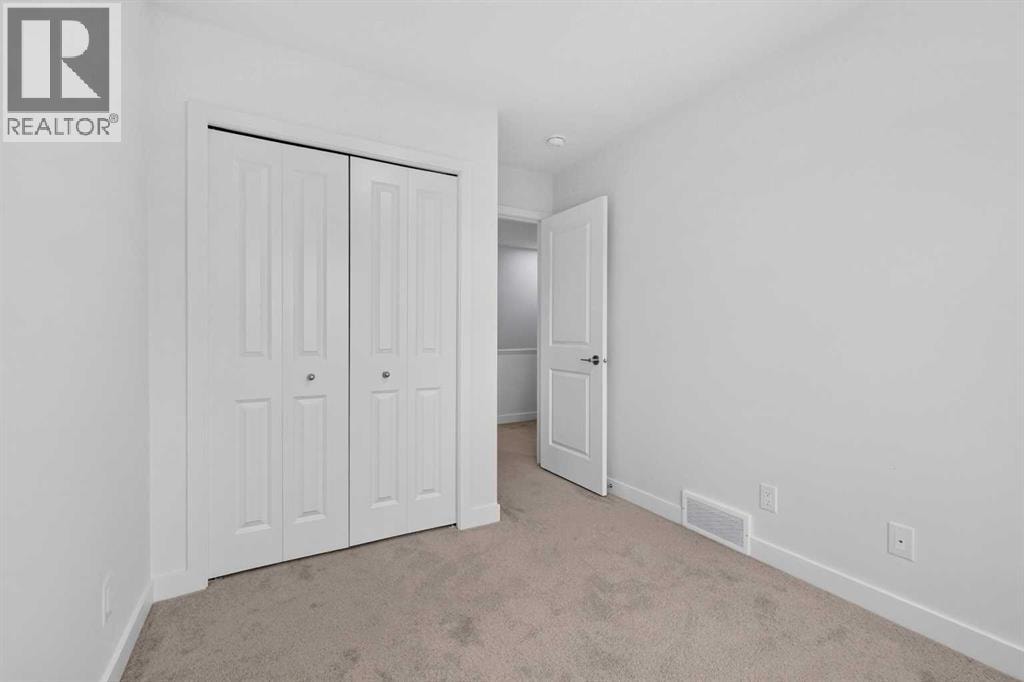 8554 19 Avenue SE — photo 35