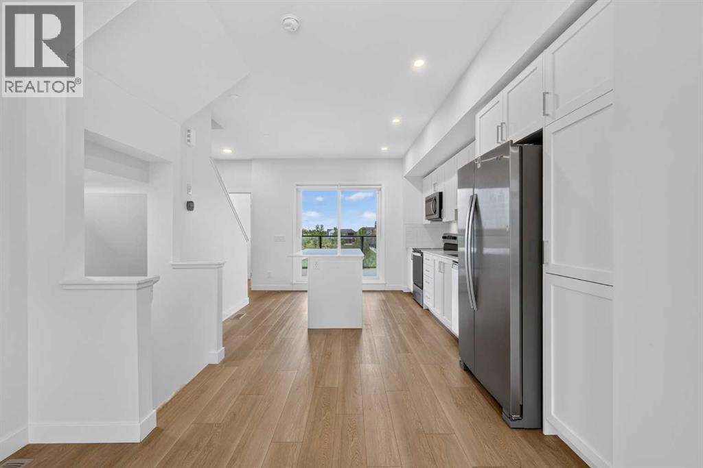 8554 19 Avenue SE — photo 10
