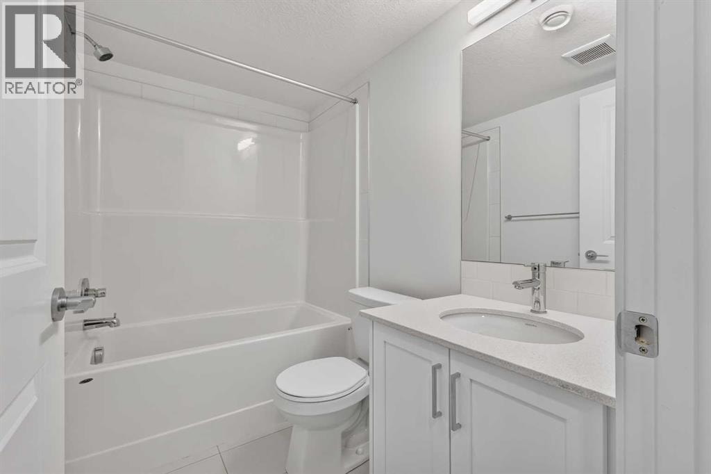 8554 19 Avenue SE — photo 7