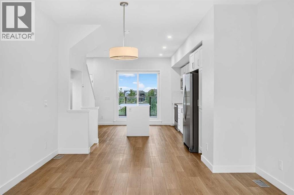 8554 19 Avenue SE — photo 22