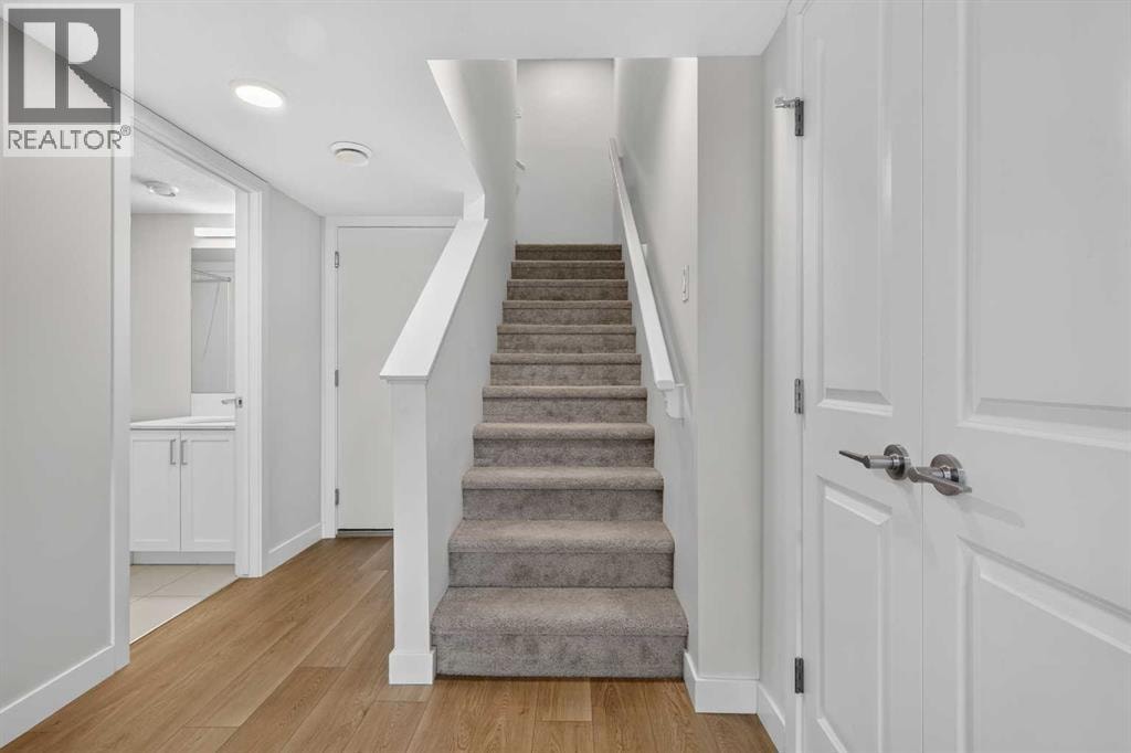 8554 19 Avenue SE — photo 4