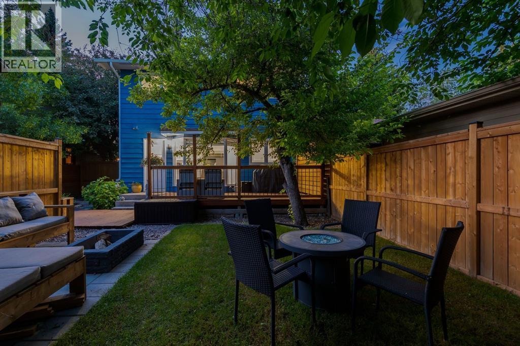384 Midvalley Drive SE — photo 34