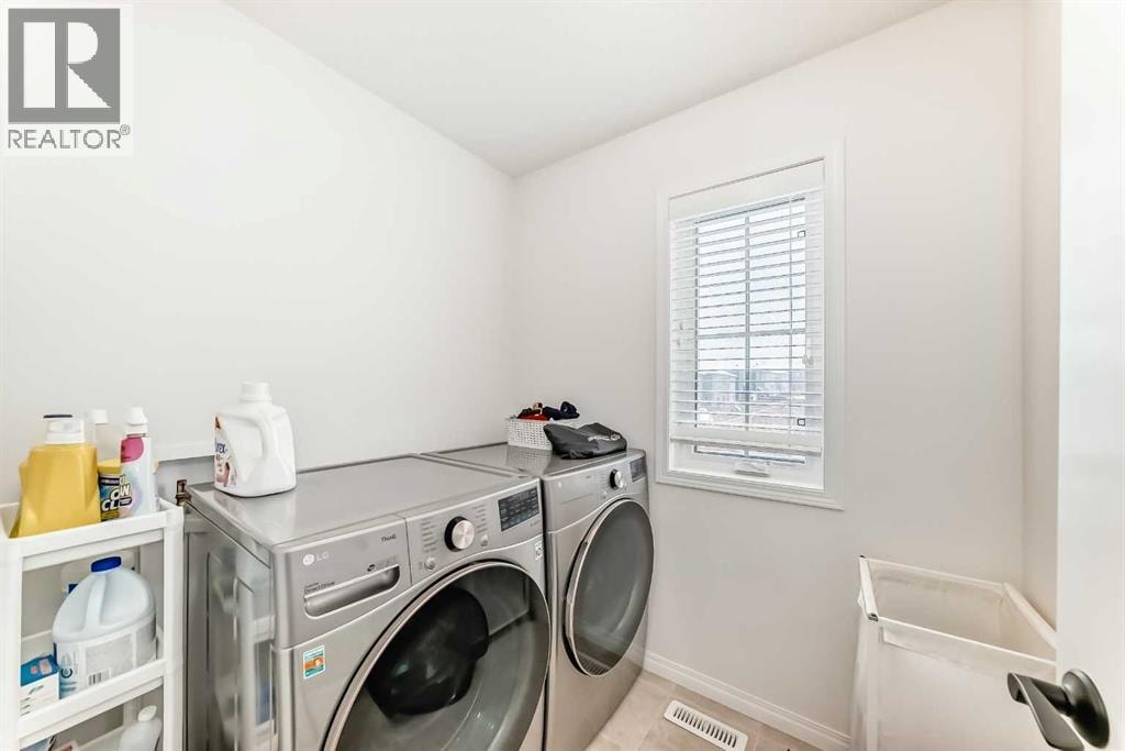 372 Carrington Way NW — photo 41