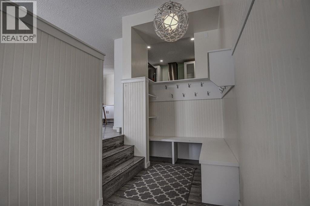 8408 Berkley Road NW — photo 2