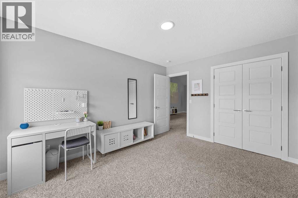 142 Sandstone Drive — photo 35