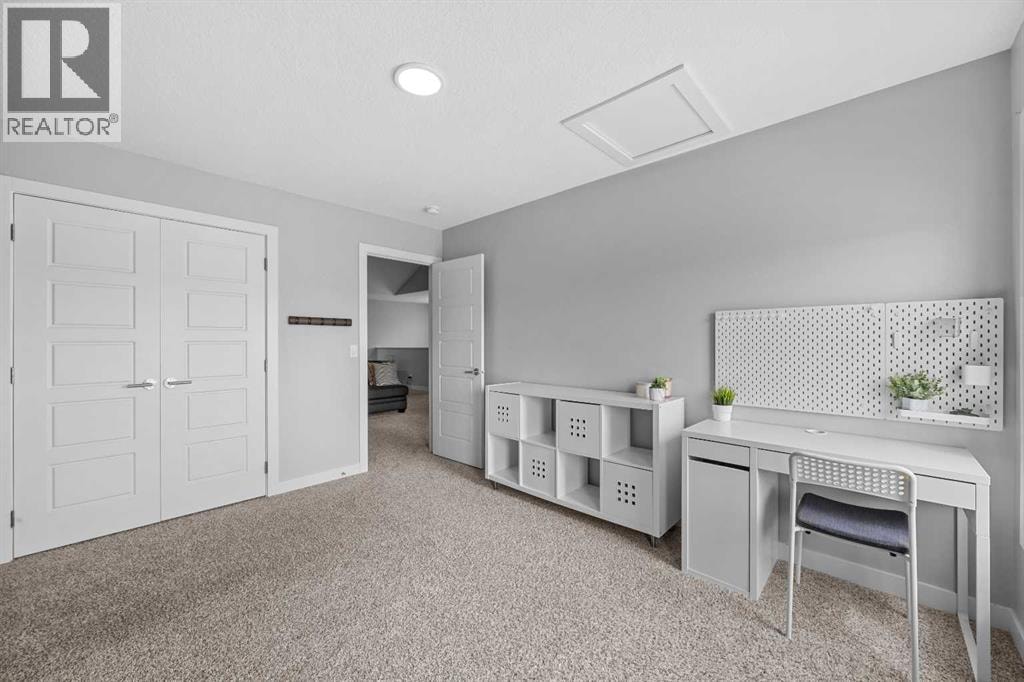 142 Sandstone Drive — photo 32