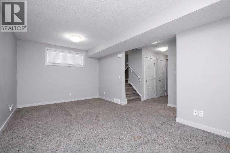 226 Redstone Drive NE — photo 31