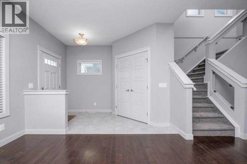 226 Redstone Drive NE — photo 16
