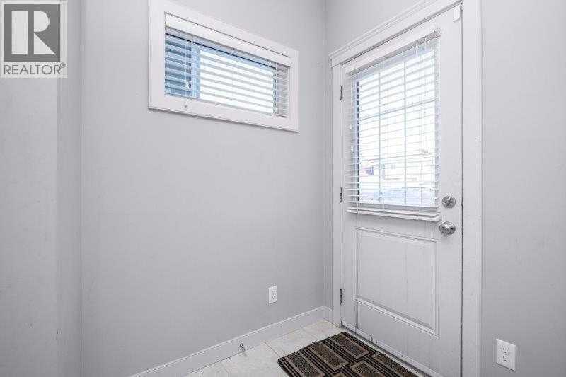 226 Redstone Drive NE — photo 14