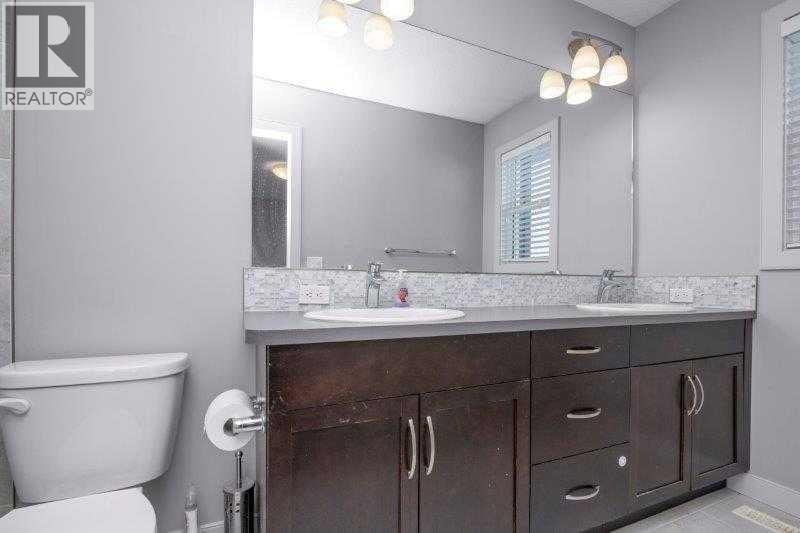 226 Redstone Drive NE — photo 20