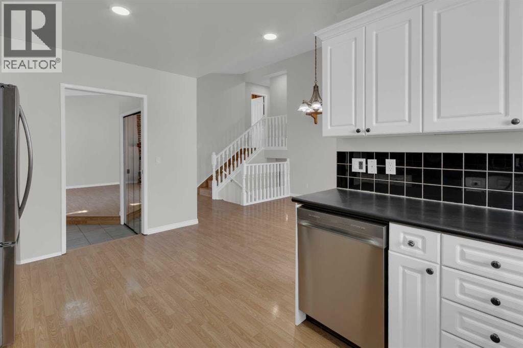 51 Ranchridge Drive NW — photo 10