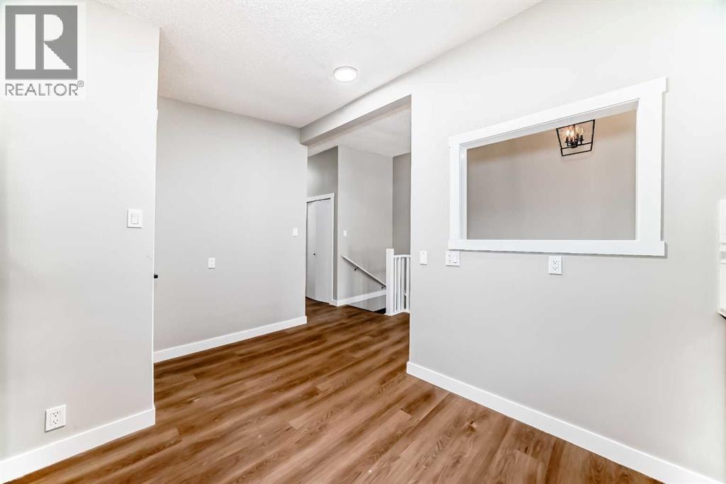 1635 24 Avenue NW — photo 8