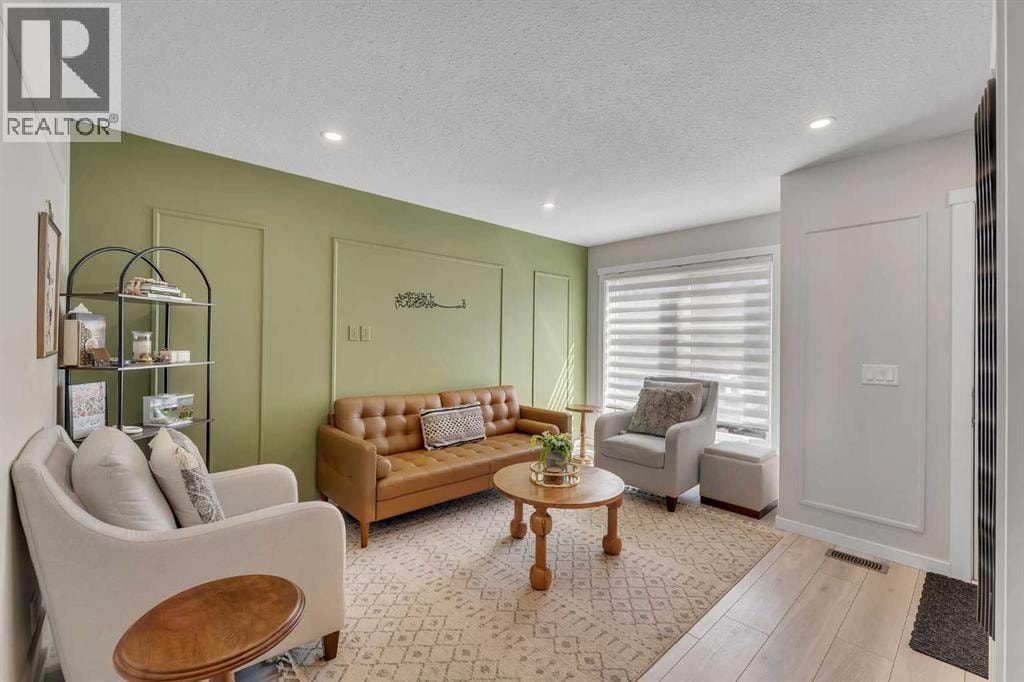 124, 31 Red Embers Parade NE — photo 4