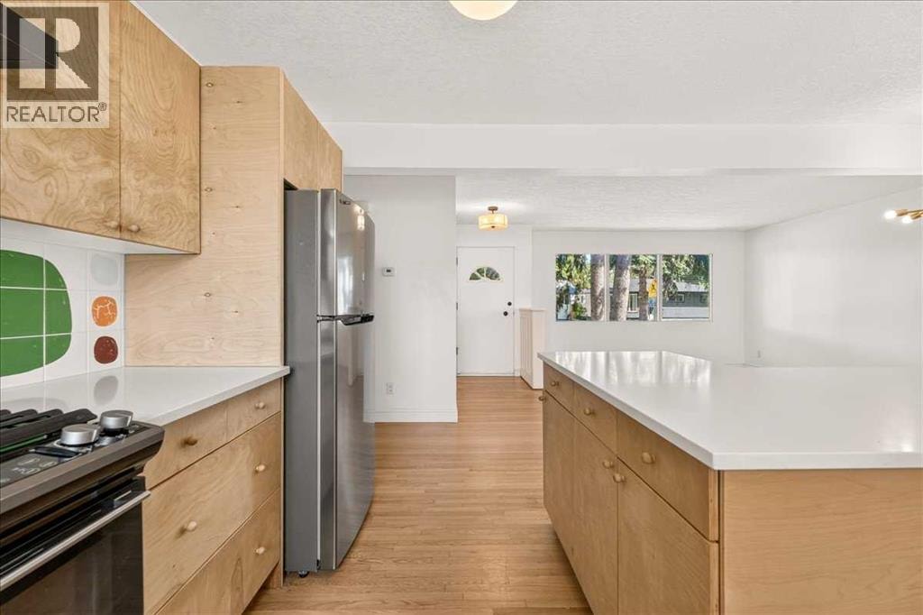 90 Armstrong Crescent SE — photo 10