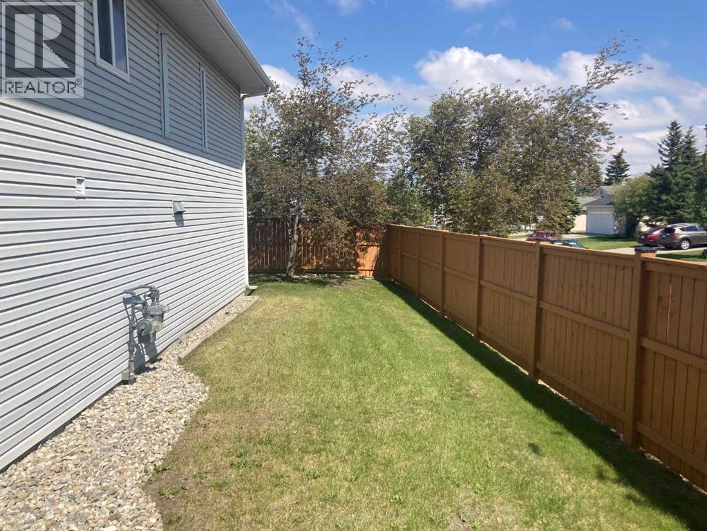 157 Hawkstone Manor NW — photo 41