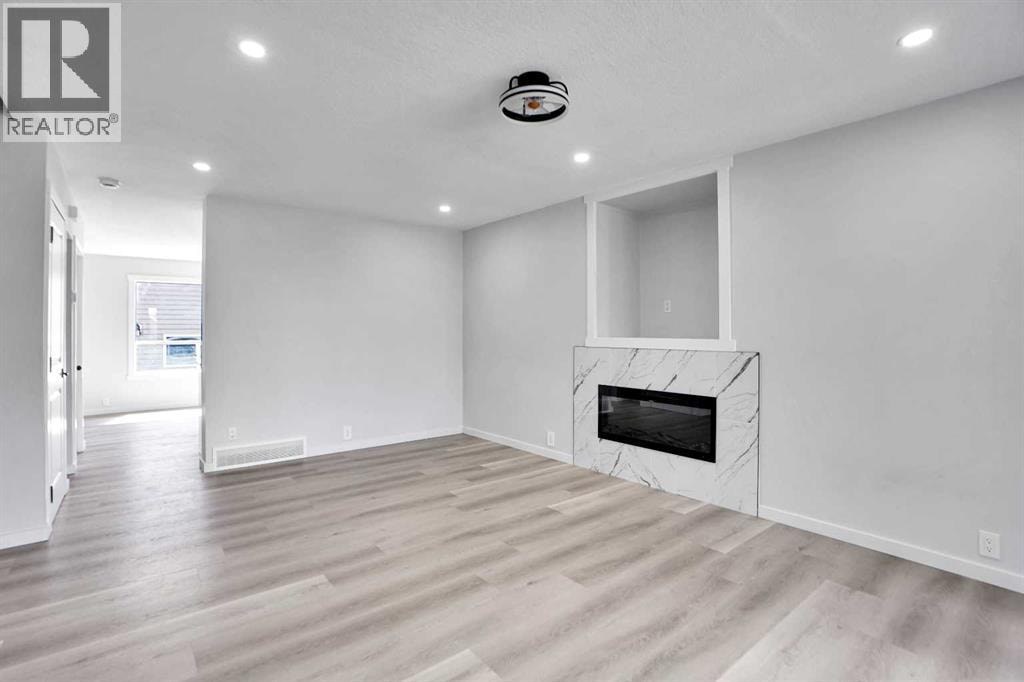 51 Martinridge Grove NE — photo 8