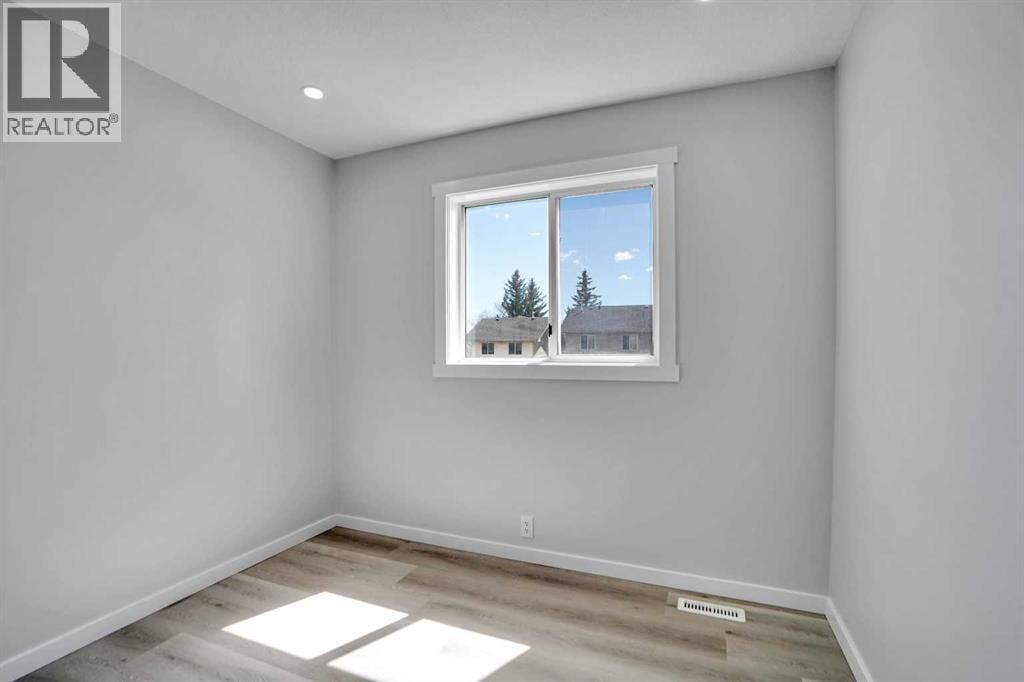 51 Martinridge Grove NE — photo 26