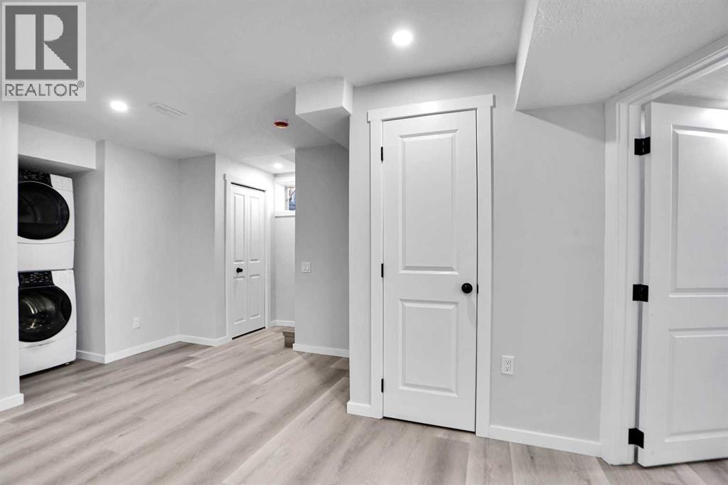 51 Martinridge Grove NE — photo 40