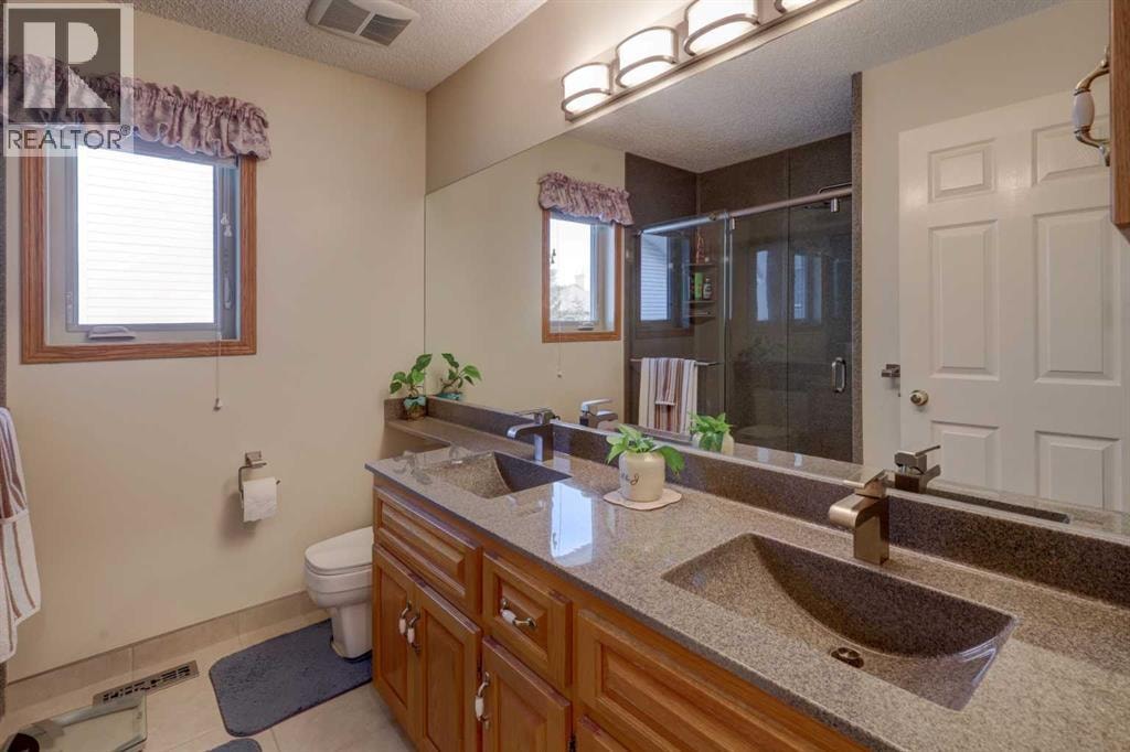 10262 Hamptons Boulevard NW — photo 32