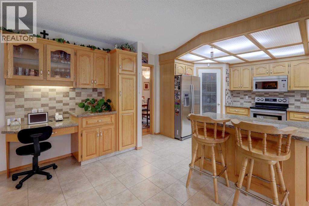 10262 Hamptons Boulevard NW — photo 11