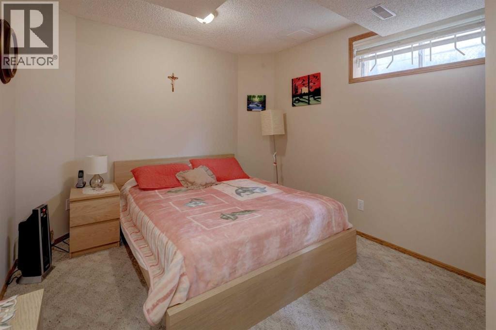 10262 Hamptons Boulevard NW — photo 37