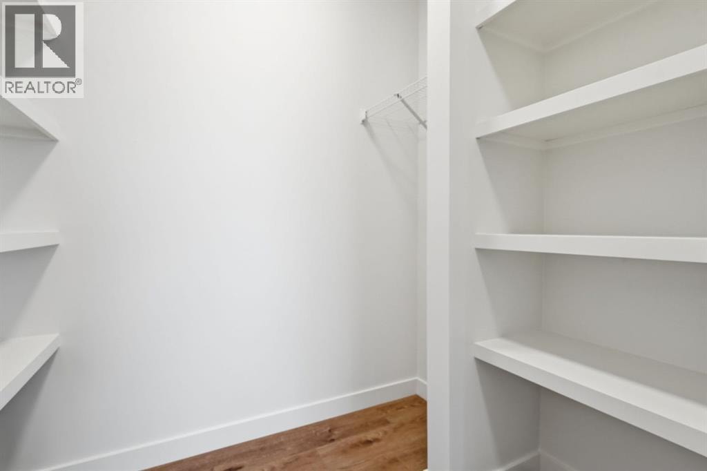 731 Langley Terrace SE — photo 10