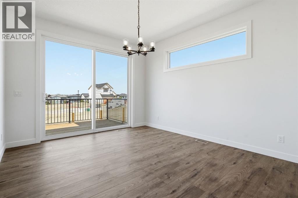 731 Langley Terrace SE — photo 14