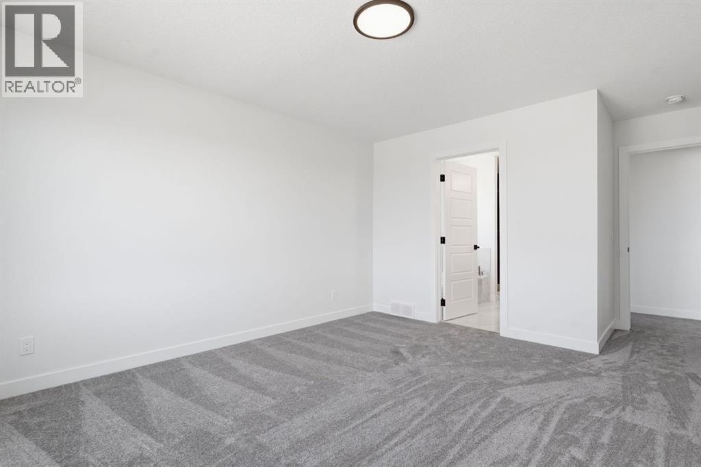 731 Langley Terrace SE — photo 22